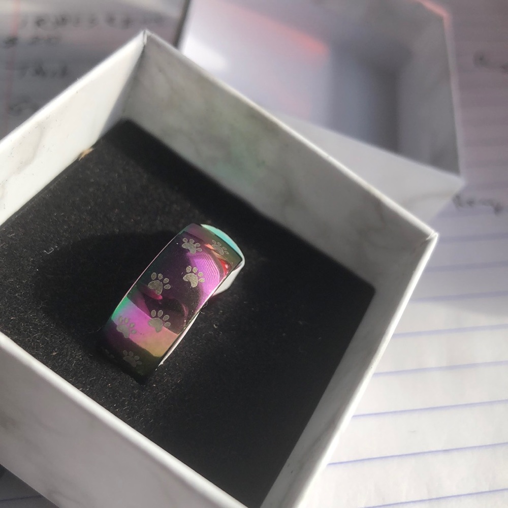 IRIDESCENT RAINBOW ANIMAL PAW RING size 7
